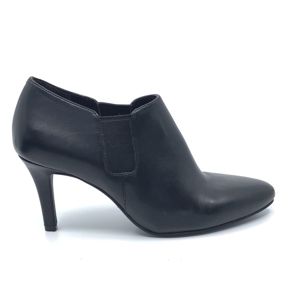 COLE HAAN BLACK LEATHER ANKLE BOOTIE - Picture 6 of 8